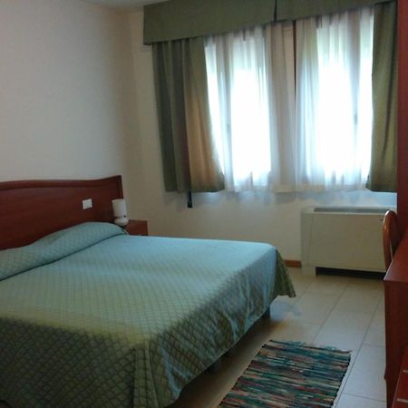 Agriturismo La Chioccia Campagna Lupia Pokoj fotografie
